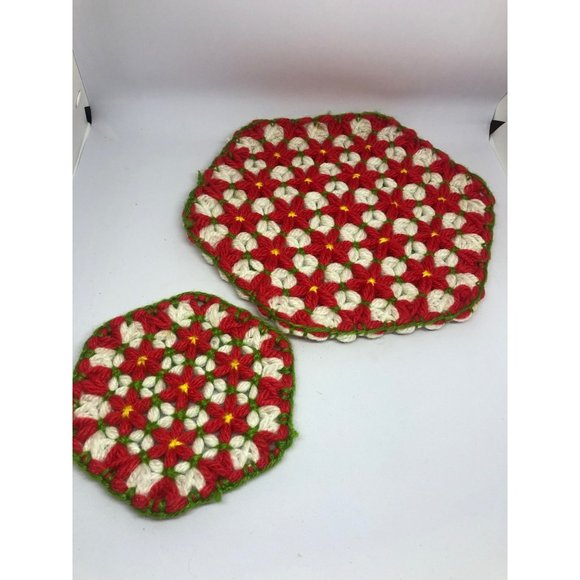 Set of 3 Six Sided Polygon Handmade Placemats, MCM Christmas Mats, Coasters, Dec - Picture 5 of 5